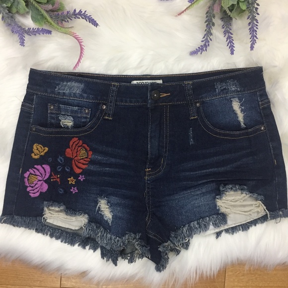 ZCO Embroidered Floral High Waisted Denim Shorts L - Picture 1 of 8